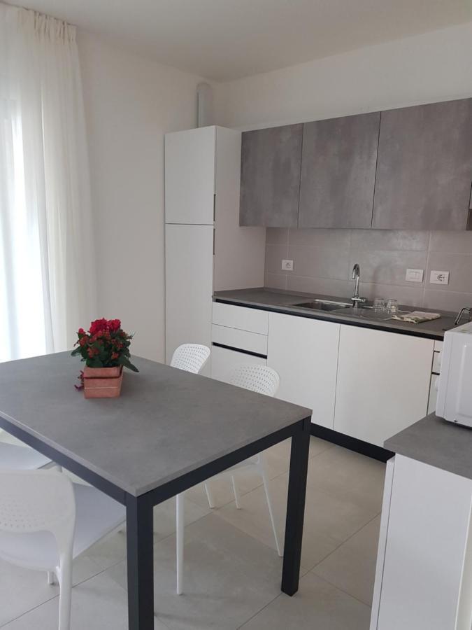 Cala Blu Residence Con Piscina-Centralissimo Jesolo Extérieur photo