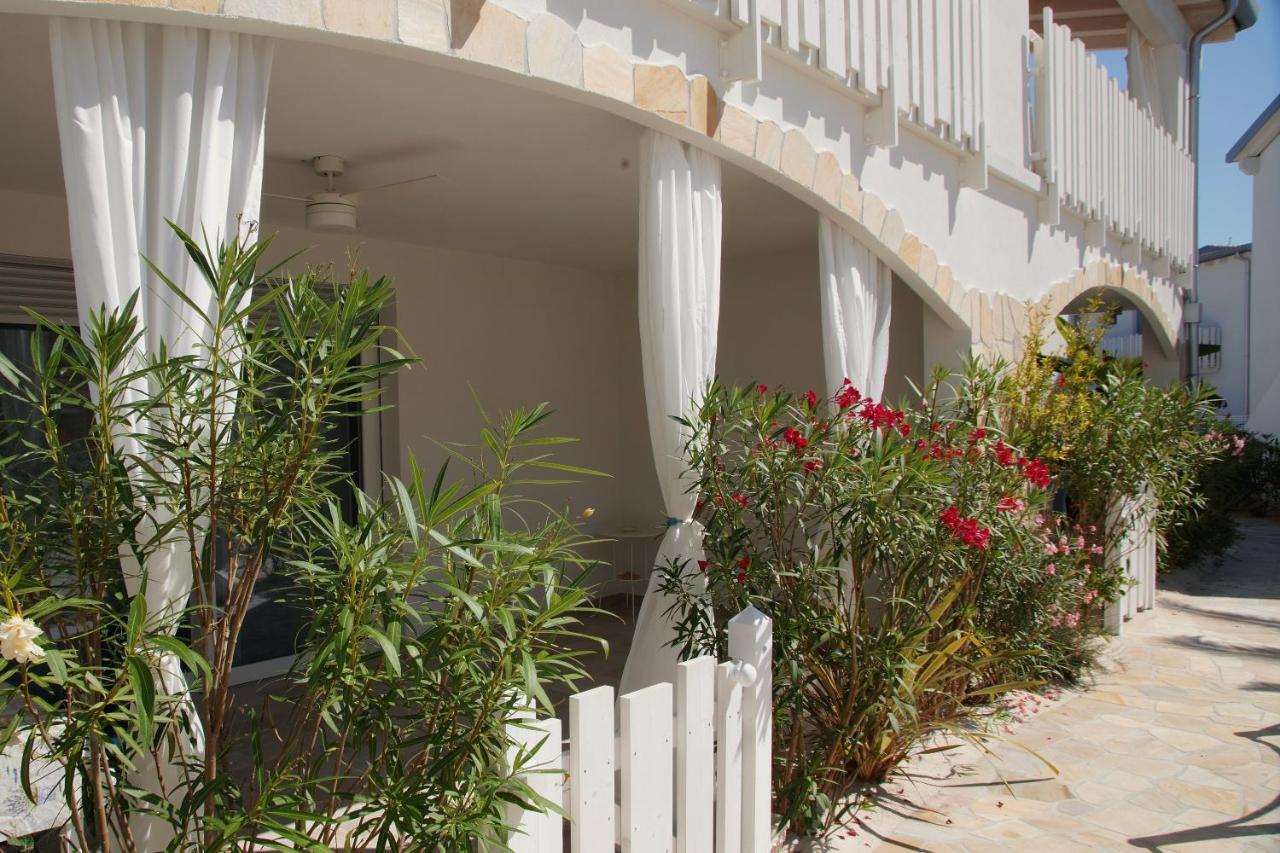Cala Blu Residence Con Piscina-Centralissimo Jesolo Extérieur photo